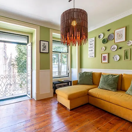 In The Typical Neighborhood- Graca Appartement *